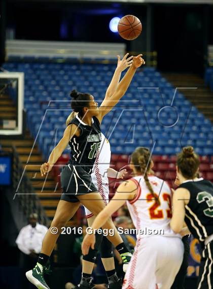 Thumbnail 2 in St. Francis vs. Castro Valley (CIF NorCal Regional D1 Final) photogallery.
