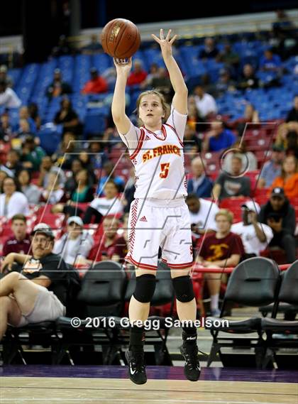 Thumbnail 1 in St. Francis vs. Castro Valley (CIF NorCal Regional D1 Final) photogallery.