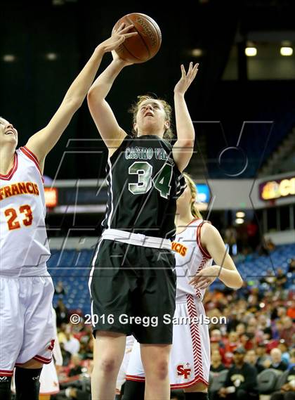 Thumbnail 2 in St. Francis vs. Castro Valley (CIF NorCal Regional D1 Final) photogallery.