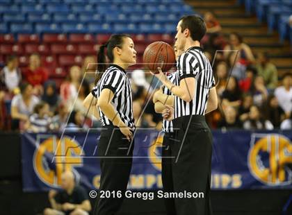 Thumbnail 3 in St. Francis vs. Castro Valley (CIF NorCal Regional D1 Final) photogallery.
