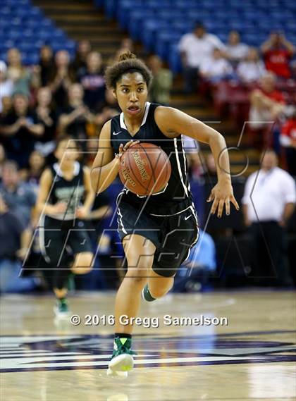 Thumbnail 2 in St. Francis vs. Castro Valley (CIF NorCal Regional D1 Final) photogallery.