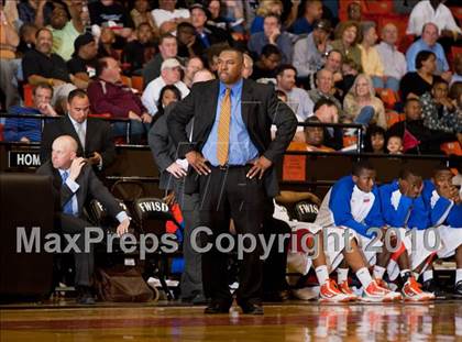 Thumbnail 1 in Bowie vs. Marcus (Texas 5A Region 1 Semifinal) photogallery.