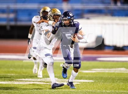 Thumbnail 3 in Bellarmine College Prep vs. Central Catholic photogallery.