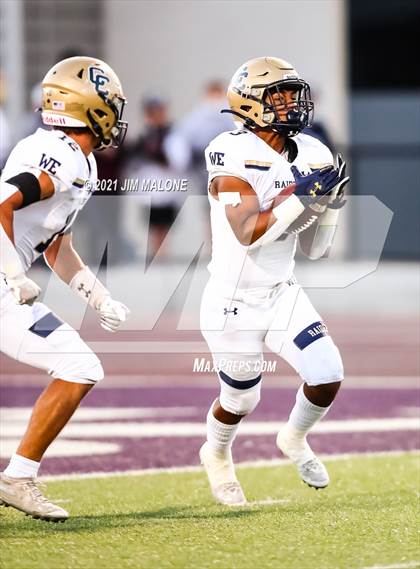 Thumbnail 3 in Bellarmine College Prep vs. Central Catholic photogallery.