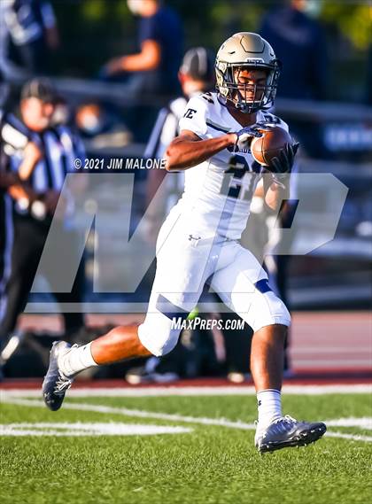 Thumbnail 3 in Bellarmine College Prep vs. Central Catholic photogallery.