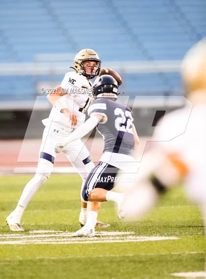 Thumbnail 2 in Bellarmine College Prep vs. Central Catholic photogallery.
