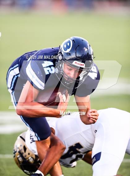 Thumbnail 1 in Bellarmine College Prep vs. Central Catholic photogallery.