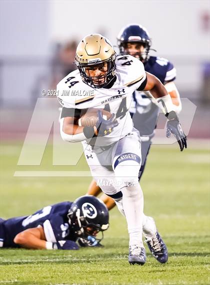 Thumbnail 2 in Bellarmine College Prep vs. Central Catholic photogallery.