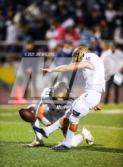 Thumbnail 2 in Bellarmine College Prep vs. Central Catholic photogallery.