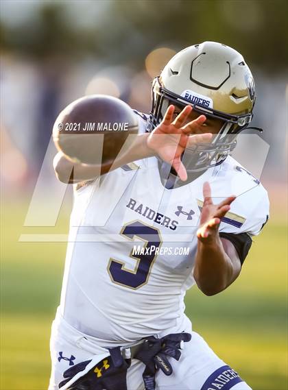 Thumbnail 2 in Bellarmine College Prep vs. Central Catholic photogallery.