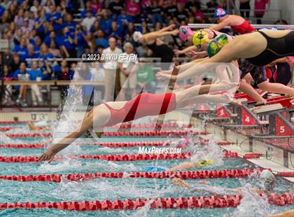 Thumbnail 1 in WIAA Division 2 Final photogallery.