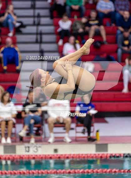 Thumbnail 1 in WIAA Division 2 Final photogallery.