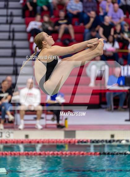 Thumbnail 2 in WIAA Division 2 Final photogallery.