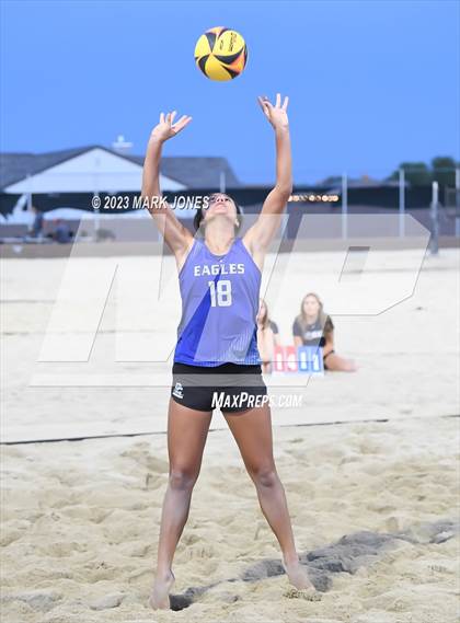 Thumbnail 2 in O'Connor vs. O'Connor (AIA Division I Pairs Final) photogallery.