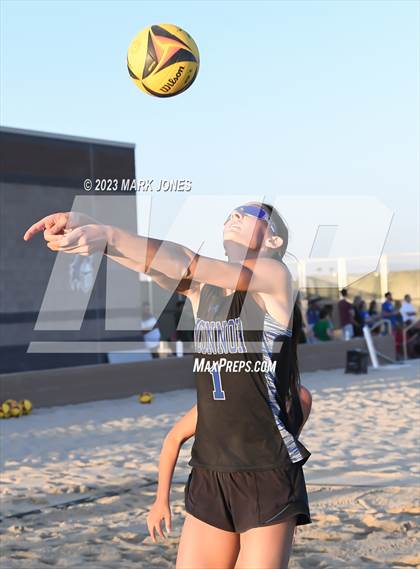 Thumbnail 1 in O'Connor vs. O'Connor (AIA Division I Pairs Final) photogallery.