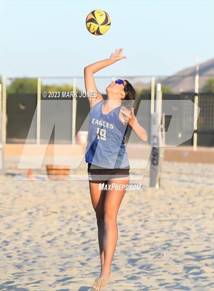 Thumbnail 3 in O'Connor vs. O'Connor (AIA Division I Pairs Final) photogallery.