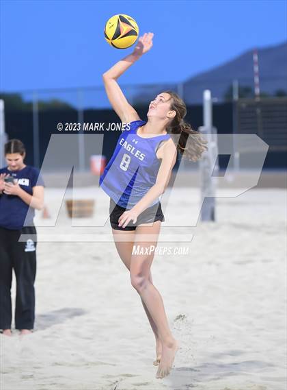 Thumbnail 2 in O'Connor vs. O'Connor (AIA Division I Pairs Final) photogallery.