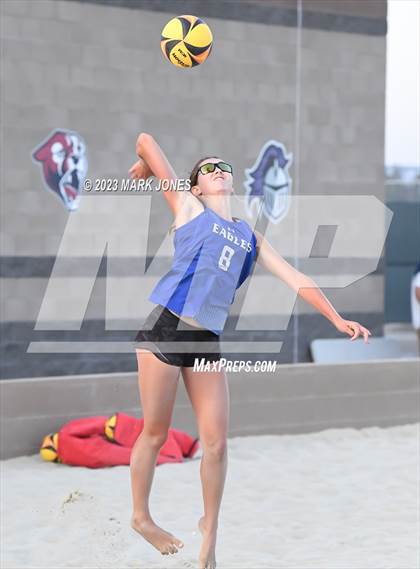 Thumbnail 3 in O'Connor vs. O'Connor (AIA Division I Pairs Final) photogallery.