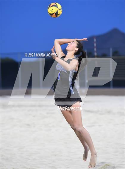 Thumbnail 1 in O'Connor vs. O'Connor (AIA Division I Pairs Final) photogallery.