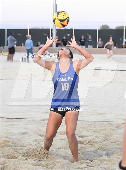 Thumbnail 3 in O'Connor vs. O'Connor (AIA Division I Pairs Final) photogallery.