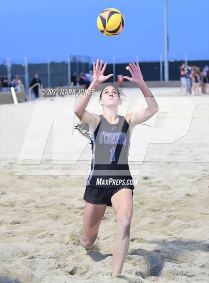 Thumbnail 3 in O'Connor vs. O'Connor (AIA Division I Pairs Final) photogallery.