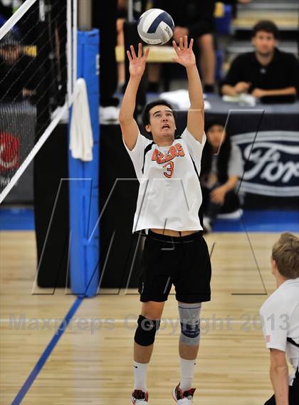 Thumbnail 3 in Huntington Beach vs. Loyola (CIF SS D1 Final) photogallery.