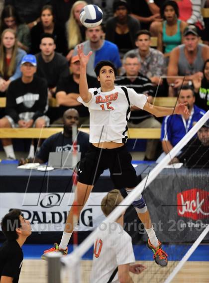 Thumbnail 2 in Huntington Beach vs. Loyola (CIF SS D1 Final) photogallery.