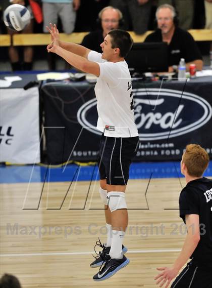 Thumbnail 3 in Huntington Beach vs. Loyola (CIF SS D1 Final) photogallery.