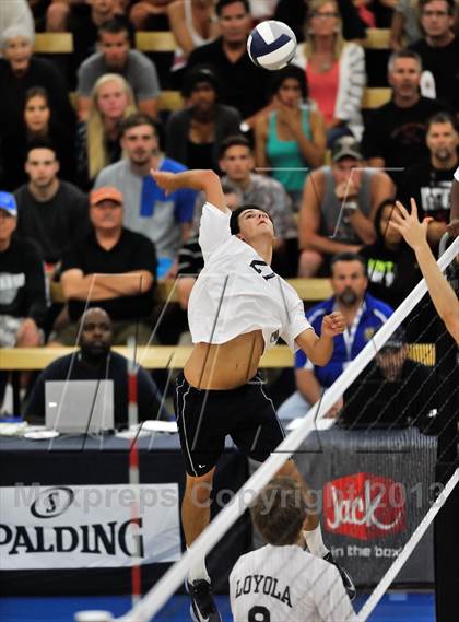 Thumbnail 3 in Huntington Beach vs. Loyola (CIF SS D1 Final) photogallery.