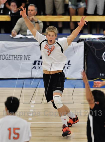 Thumbnail 1 in Huntington Beach vs. Loyola (CIF SS D1 Final) photogallery.