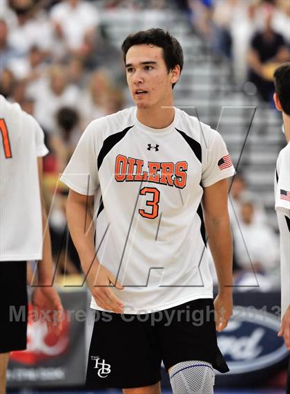 Thumbnail 3 in Huntington Beach vs. Loyola (CIF SS D1 Final) photogallery.