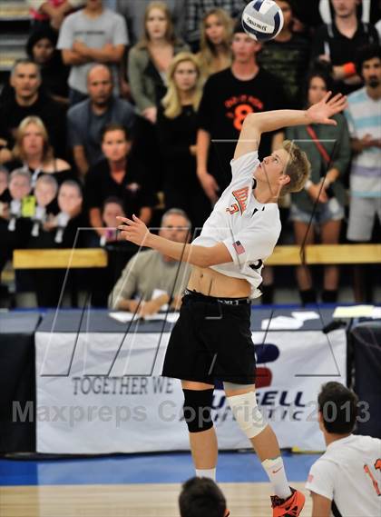 Thumbnail 3 in Huntington Beach vs. Loyola (CIF SS D1 Final) photogallery.