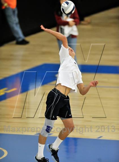 Thumbnail 2 in Huntington Beach vs. Loyola (CIF SS D1 Final) photogallery.