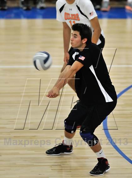 Thumbnail 2 in Huntington Beach vs. Loyola (CIF SS D1 Final) photogallery.