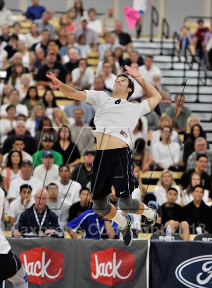 Thumbnail 2 in Huntington Beach vs. Loyola (CIF SS D1 Final) photogallery.