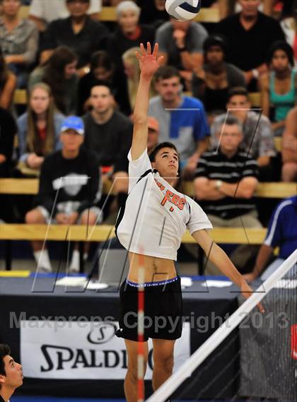 Thumbnail 1 in Huntington Beach vs. Loyola (CIF SS D1 Final) photogallery.