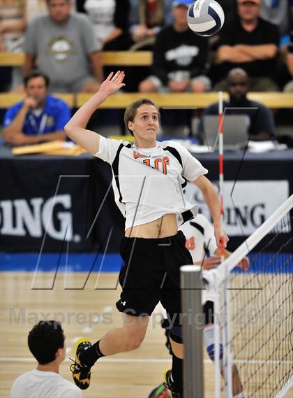 Thumbnail 1 in Huntington Beach vs. Loyola (CIF SS D1 Final) photogallery.