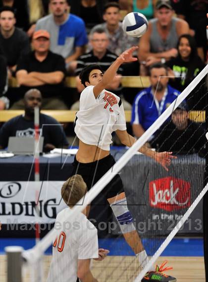 Thumbnail 3 in Huntington Beach vs. Loyola (CIF SS D1 Final) photogallery.