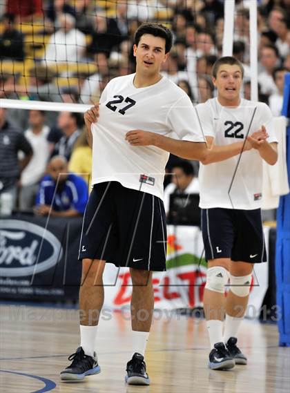 Thumbnail 2 in Huntington Beach vs. Loyola (CIF SS D1 Final) photogallery.