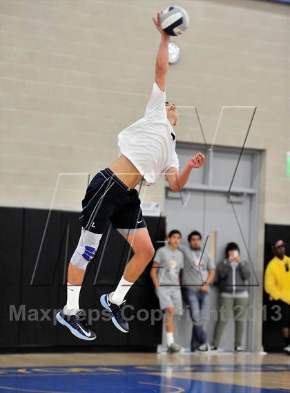 Thumbnail 3 in Huntington Beach vs. Loyola (CIF SS D1 Final) photogallery.