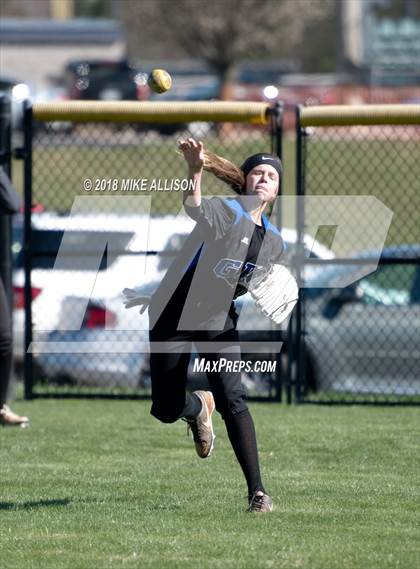 Thumbnail 2 in Girls Prep @ Soddy Daisy photogallery.