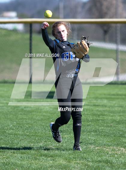 Thumbnail 3 in Girls Prep @ Soddy Daisy photogallery.