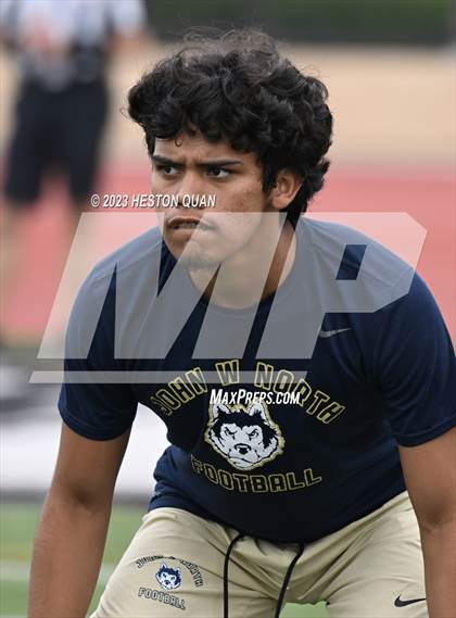 Thumbnail 3 in Huntington Beach vs. JW North (Surf City Passing Tournament) photogallery.