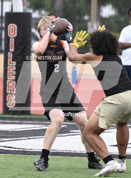 Thumbnail 2 in Huntington Beach vs. JW North (Surf City Passing Tournament) photogallery.