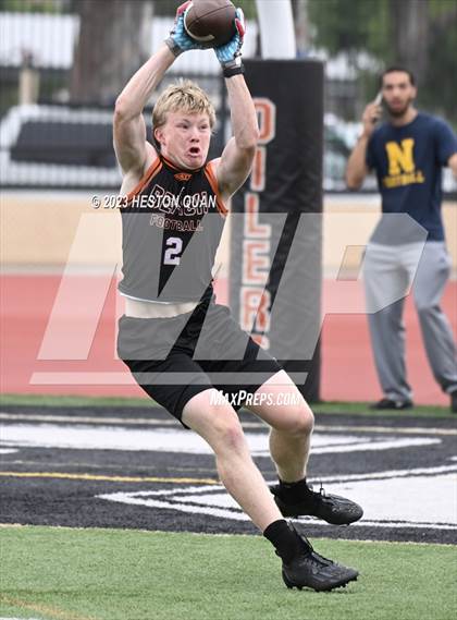 Thumbnail 2 in Huntington Beach vs. JW North (Surf City Passing Tournament) photogallery.