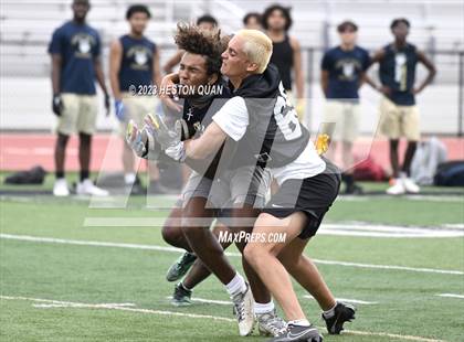 Thumbnail 2 in Huntington Beach vs. JW North (Surf City Passing Tournament) photogallery.
