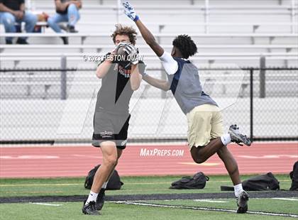 Thumbnail 3 in Huntington Beach vs. JW North (Surf City Passing Tournament) photogallery.