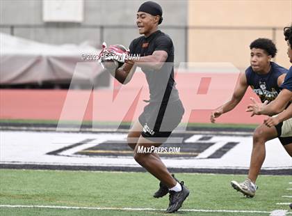 Thumbnail 2 in Huntington Beach vs. JW North (Surf City Passing Tournament) photogallery.
