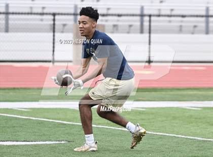 Thumbnail 3 in Huntington Beach vs. JW North (Surf City Passing Tournament) photogallery.