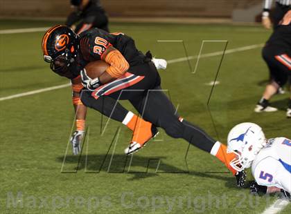 Thumbnail 2 in Gilmer vs. Graham (UIL 3A D2 Semifinal Playoff) photogallery.